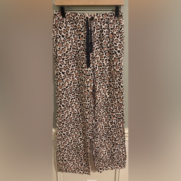 Victoria’s Secret Heart Leopard Print Pajamas - Picture 3 of 7